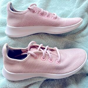 Allbirds Tree Runners Women’s 7 light pink Athletic Running Sneaker Mesh Lace Up